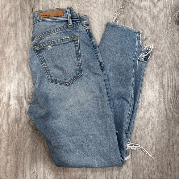 GRLFRND Karolina 100% Cotton Jeans in Guess Again - Picture 3 of 3